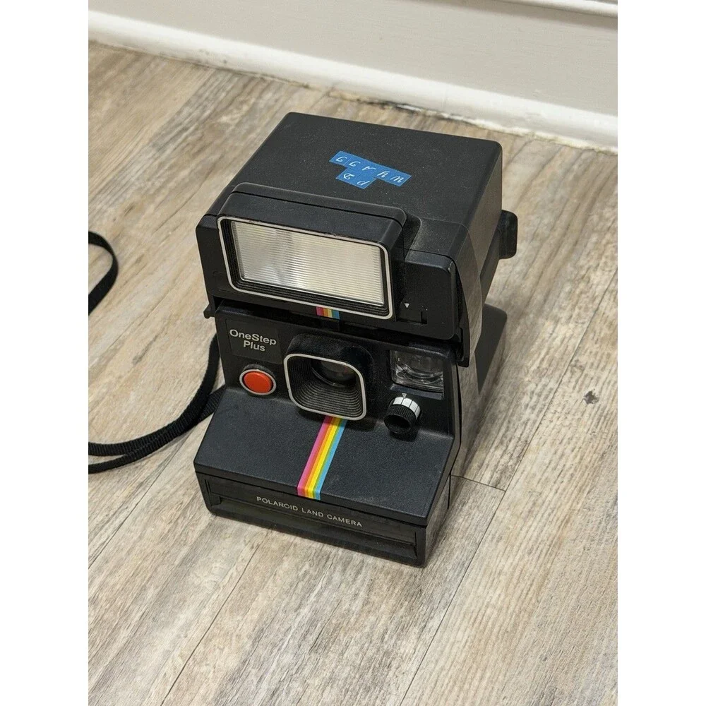 UNTESTED 1980 Polaroid OneStep Plus SX-70 Land Camera w/ Q-Light Flash Rainbow